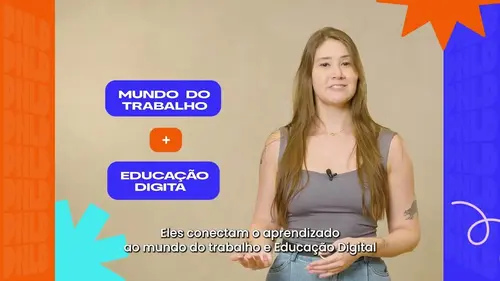 Mulher apresenta as áreas de conhecimento do PNLD 2026 Ensino Médio Projetos Integradores